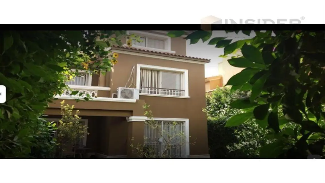 Luxurious Villa with Shared Pool in Cairo