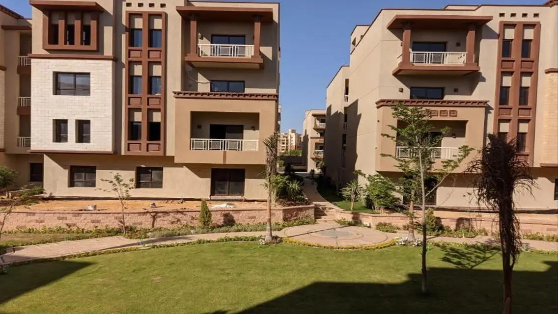 Stunning 3-Bedroom Apartment with Pool and Balcony