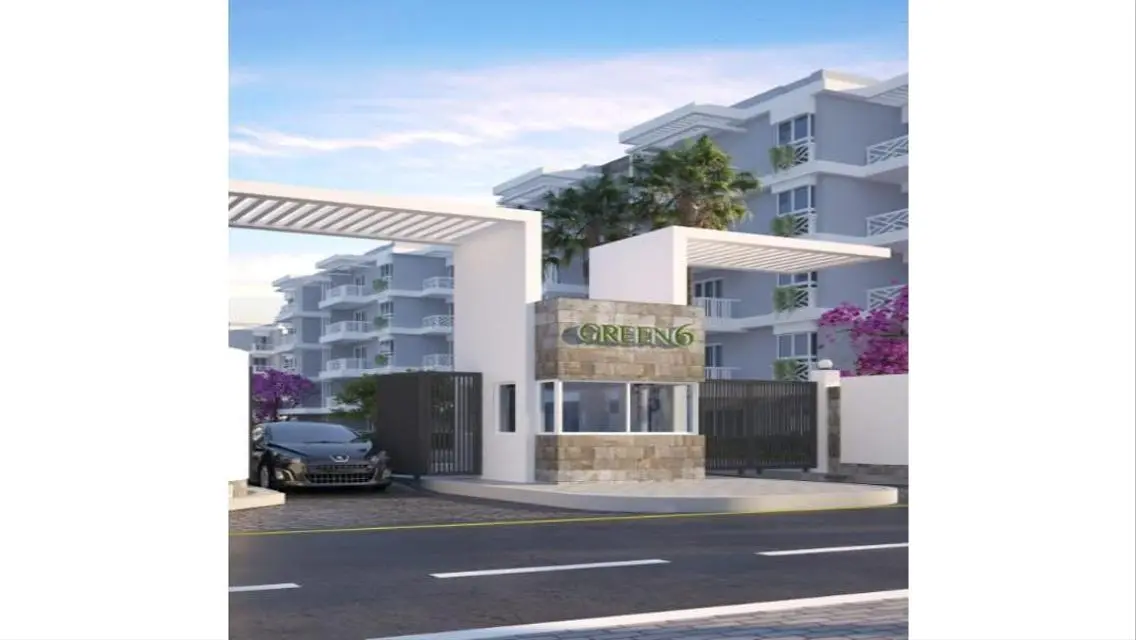 Stunning 3-Bedroom Apartment with Pool and Balcony