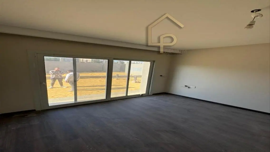 Luxury Apartment in Phase 1