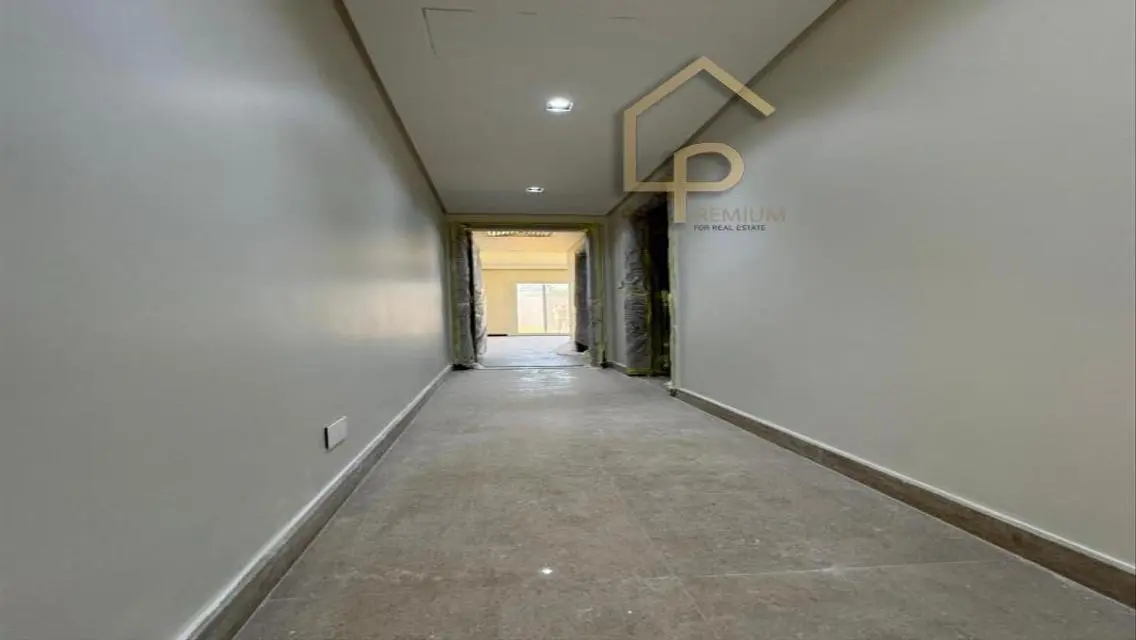 Luxury Apartment in Phase 1
