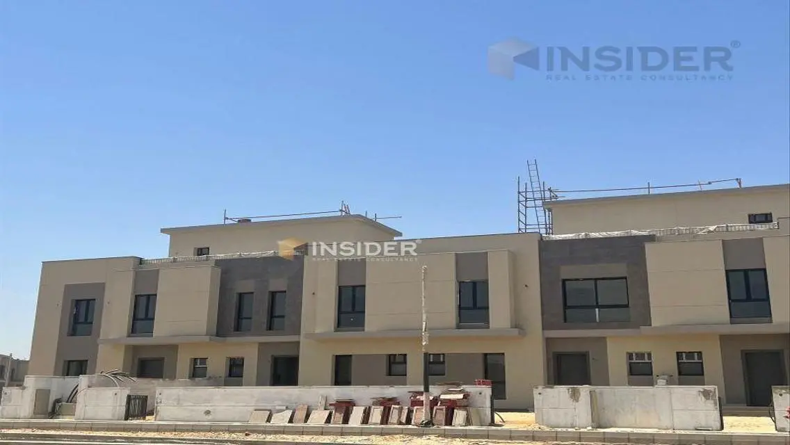 شقة فاخرة للبيع في سوان ليك ريزيدنسز
