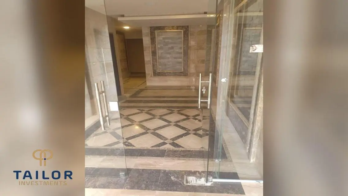 Luxury Apartment with Ample Space in a Prime Location