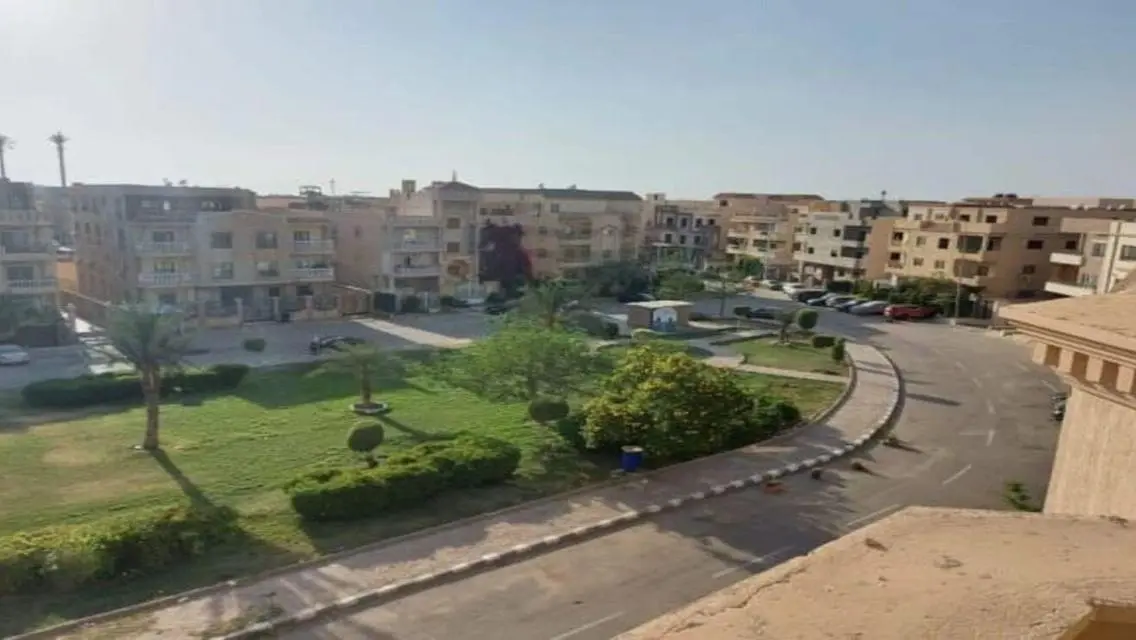 شقة فاخرة للبيع بمساحة 626 متر مربع