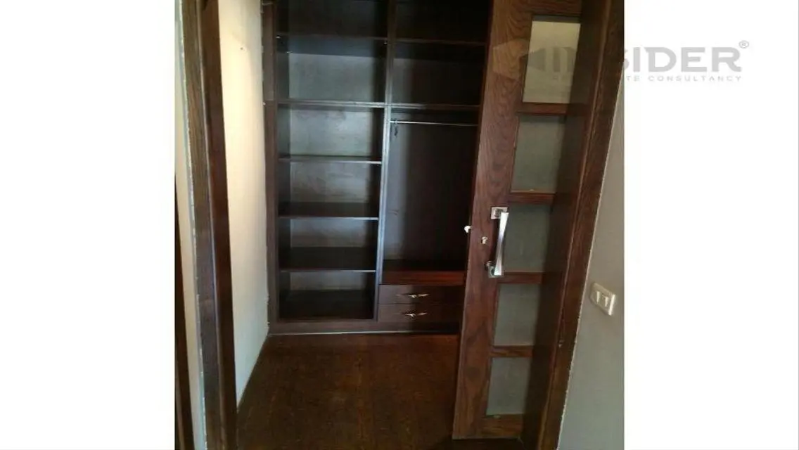 Luxury Apartment Overlooking Lakes - 475 sqm