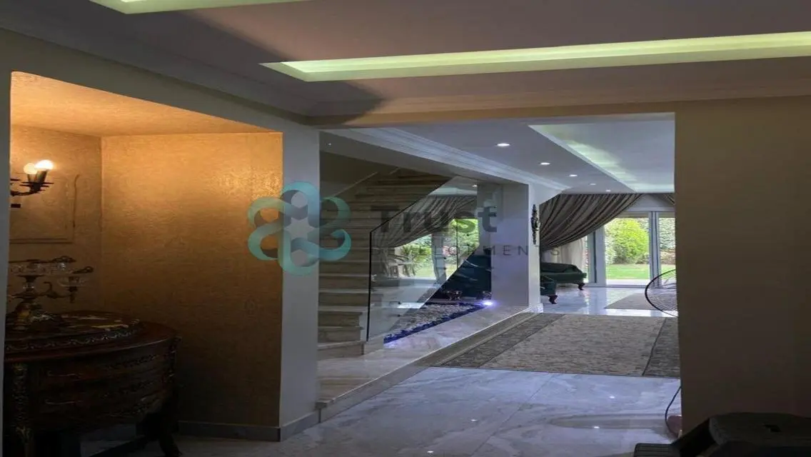 Luxury Villa for Sale in Prime Location