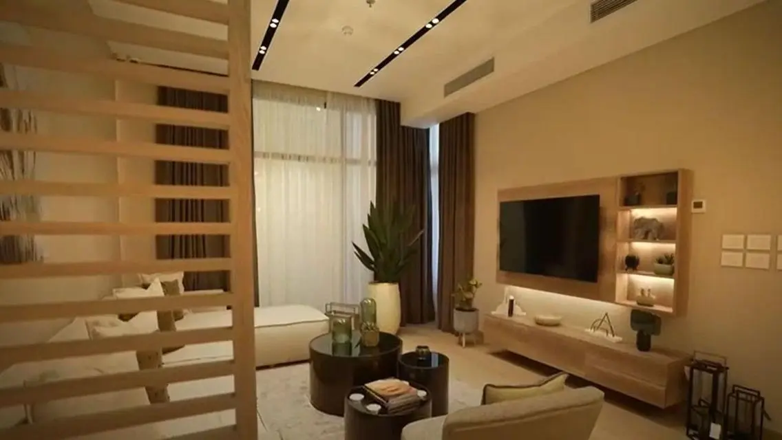 Luxurious Villa with Pool and Full Amenities in a Prime Location