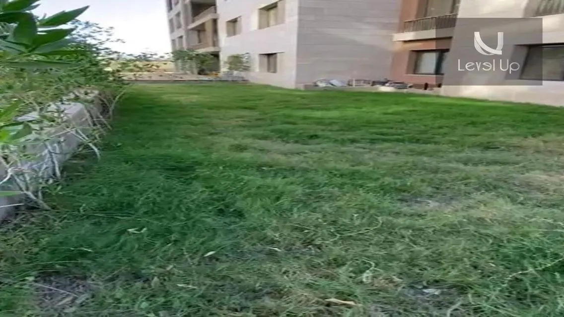 شقة فاخرة بإطلالة رائعة في موقع متميز