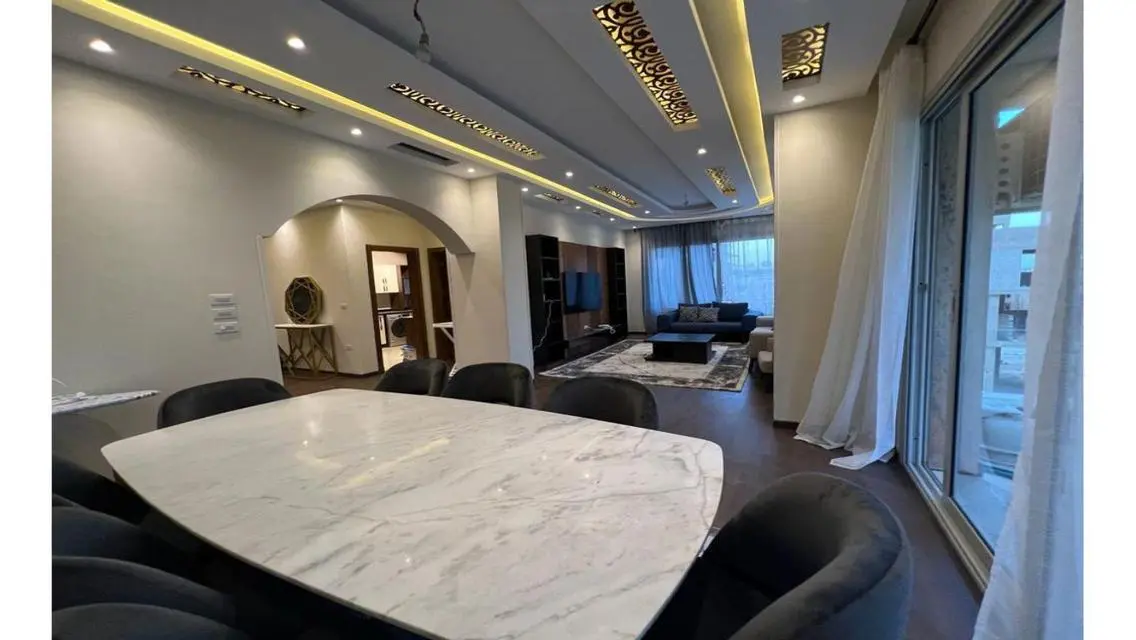 Luxurious 3-Bedroom Apartment with Stunning Views