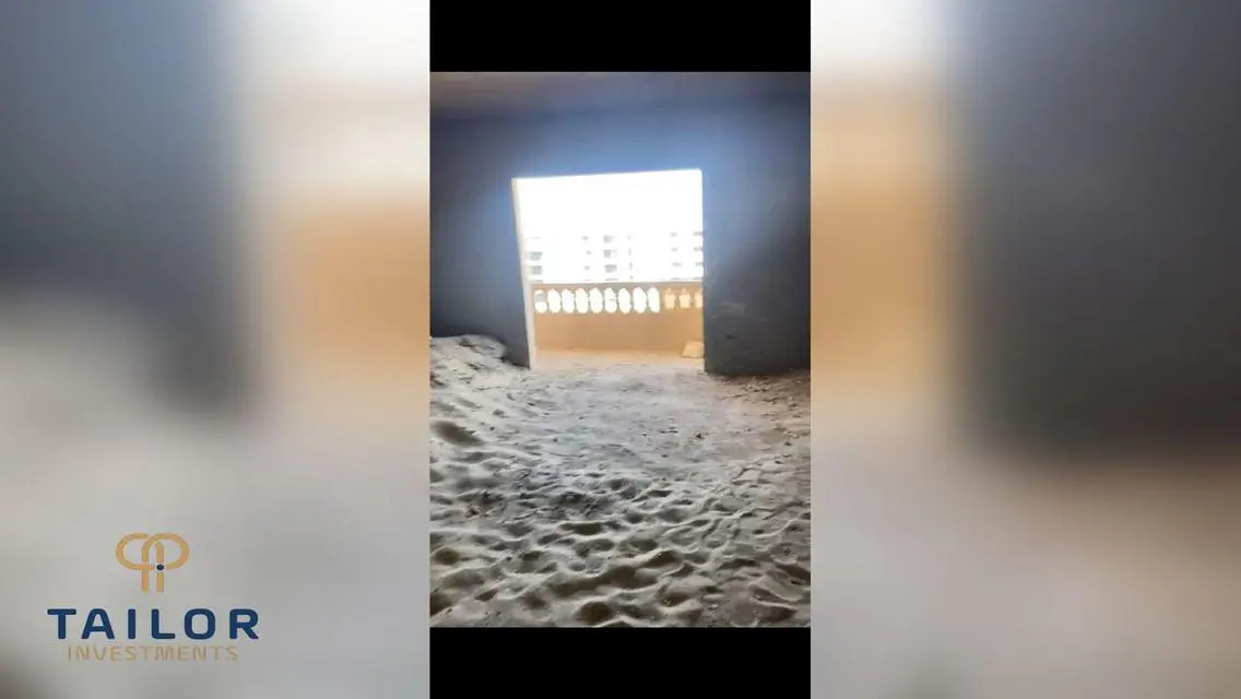 شقة مساحتها 300 متر للبيع في موقع متميز