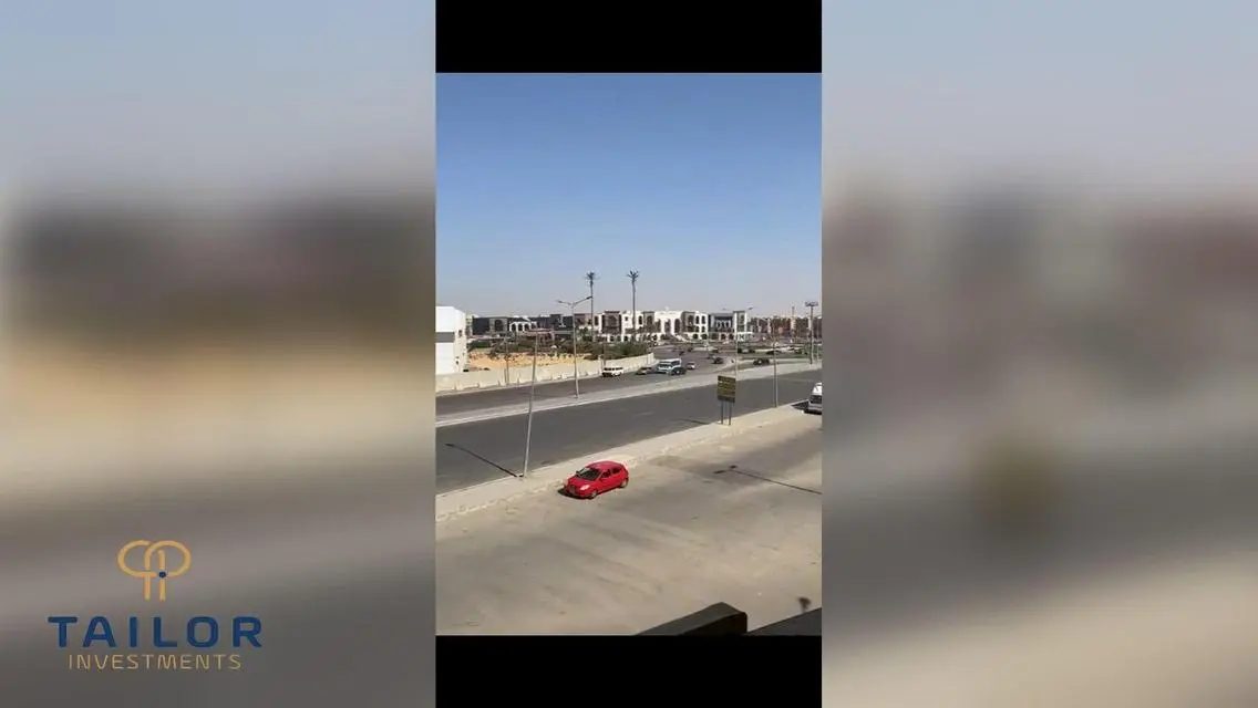 شقة مساحتها 300 متر للبيع في موقع متميز