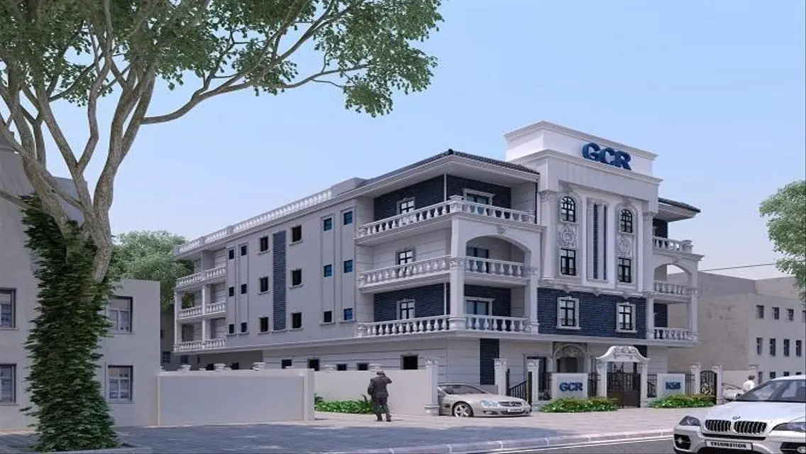 Luxury Villa with Spacious Area in Upscale Neighborhood
