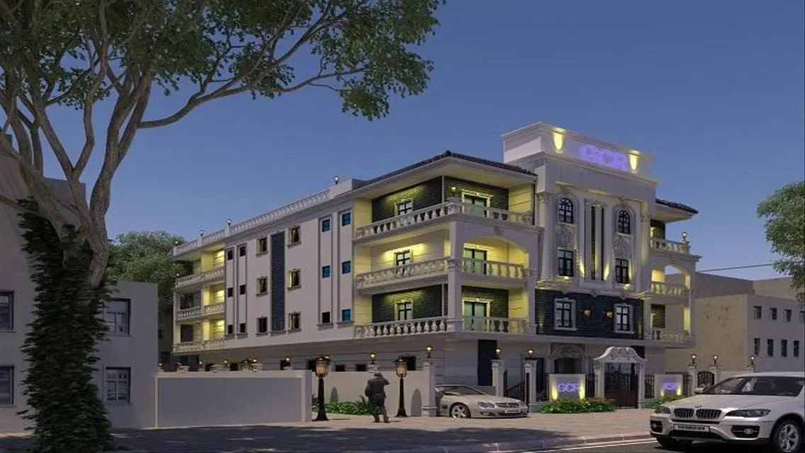 Luxury Villa with Spacious Area in Upscale Neighborhood