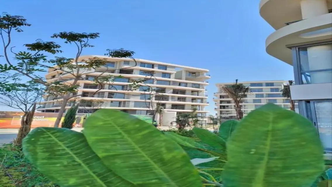 Luxury Apartment for Sale in R7
