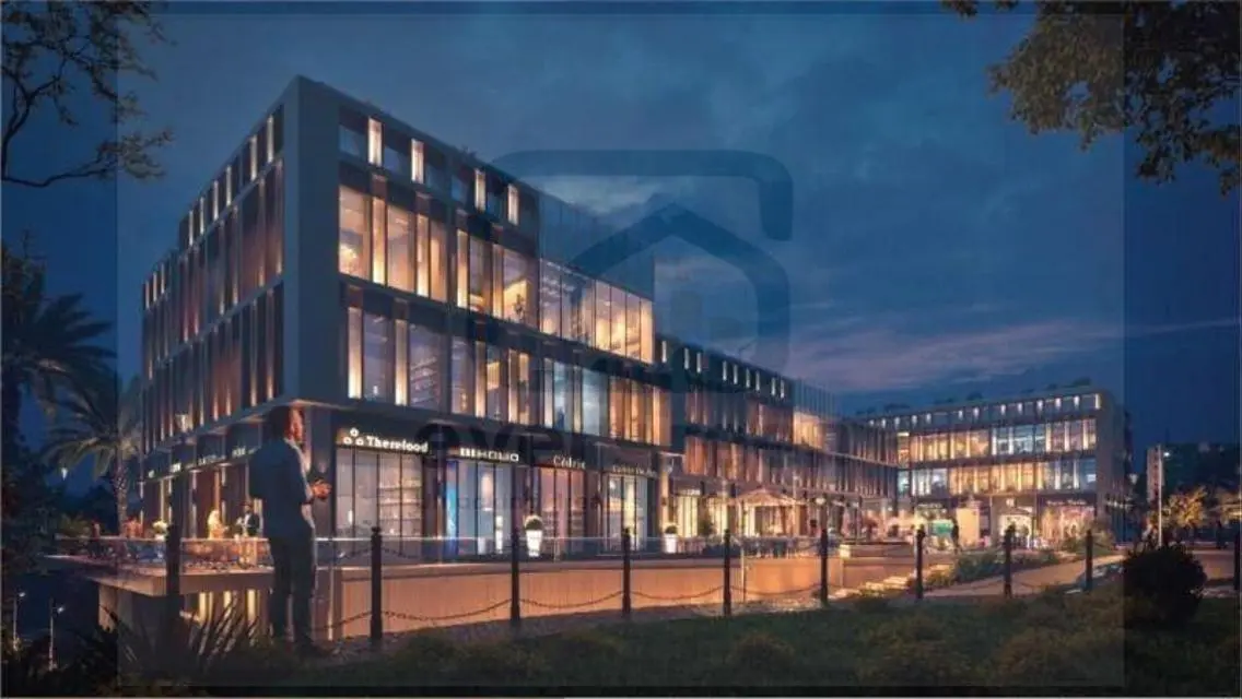Luxurious Property with Ample Space and Great Amenities