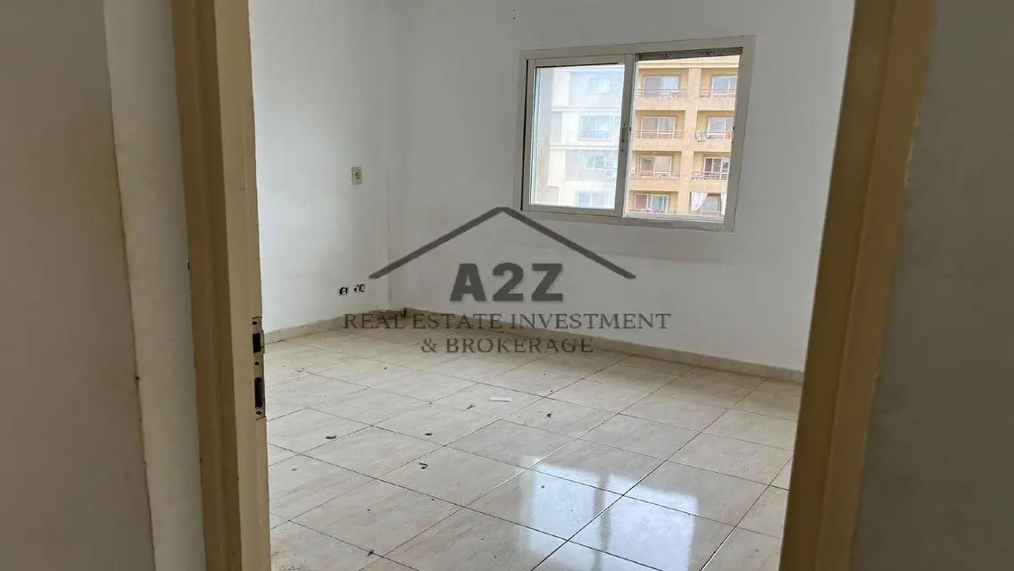 Luxury 2000 sqm Apartment for Rent