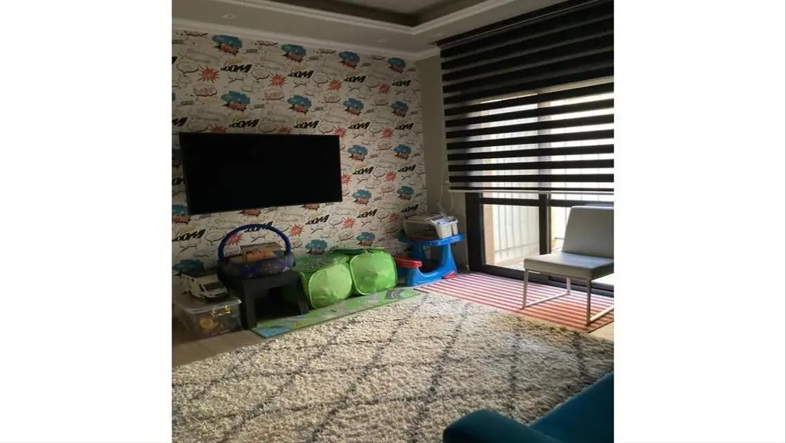 شقة فاخرة بمساحة 205 متر² في W26 مع حديقة خاصة وتكييف مركزي