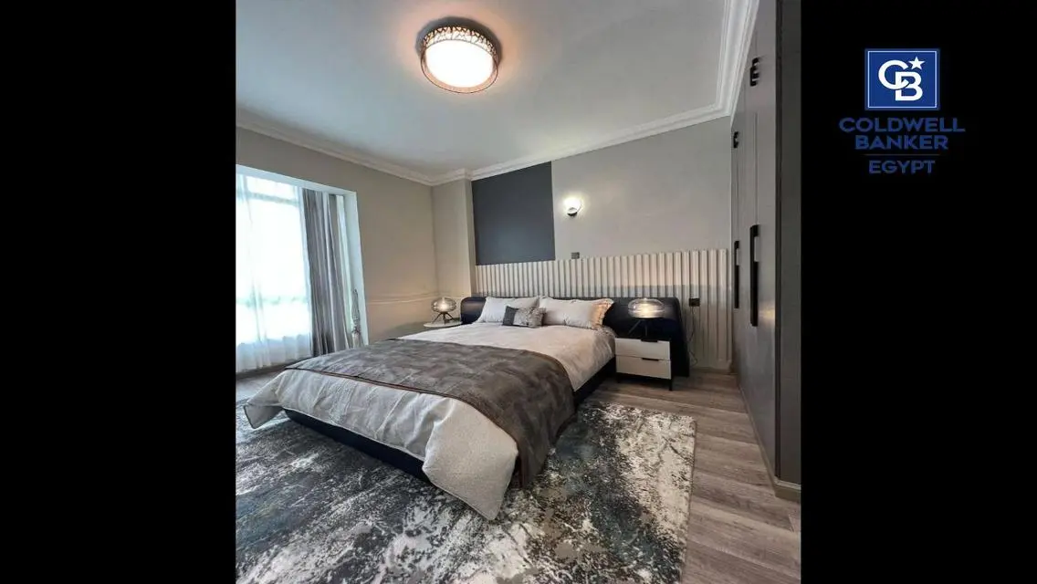 Luxury Apartment with Lake View in the Heart of the City