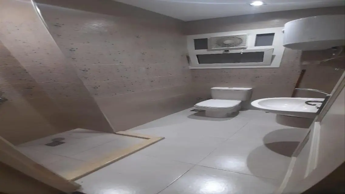 شقة فاخرة بمساحة 2x2 للبيع