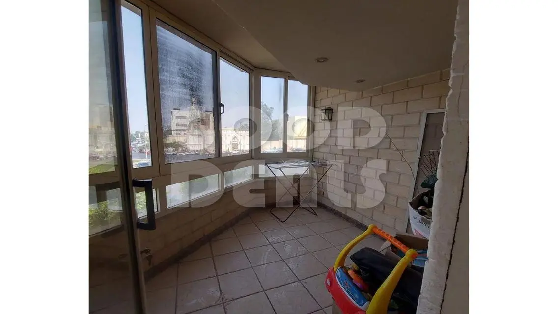شقة فاخرة بمساحة 225 متر في قلب المدينة