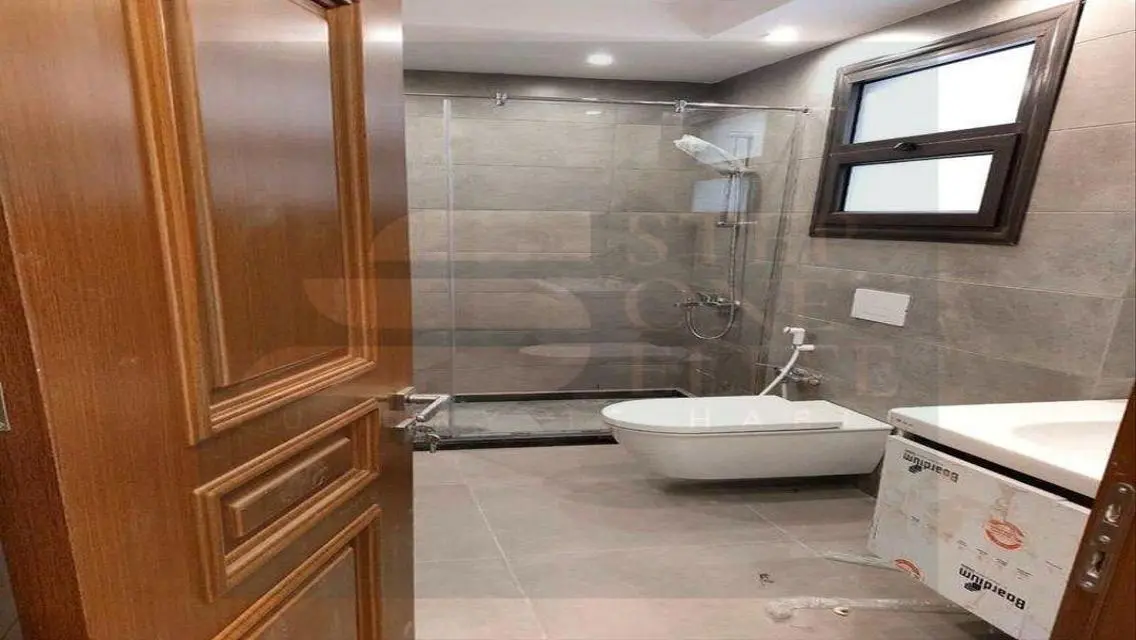 شقة فاخرة في فالور، 3 غرف نوم بتصميم متميز