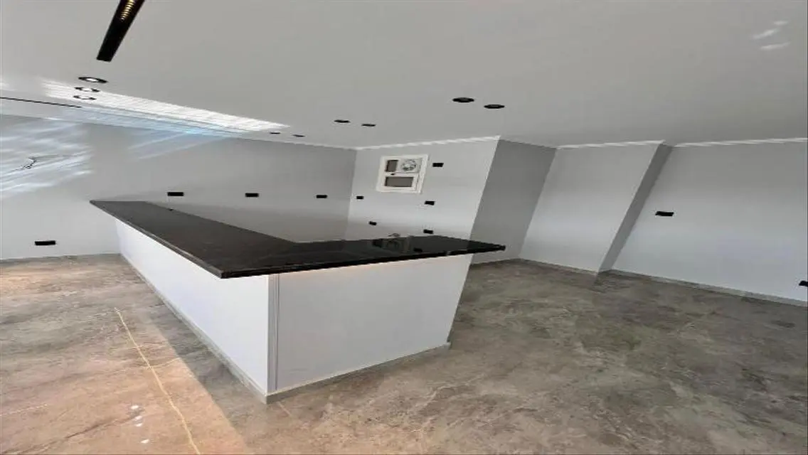 Luxury Home with Private Garden and Pool