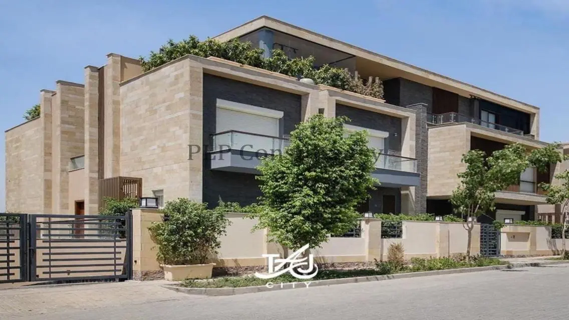 Luxury Apartment in Taj City with Distinctive Design