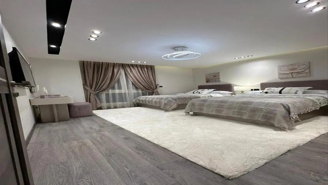Luxury Villas for Sale with Private Garden and Pool in Prime Location