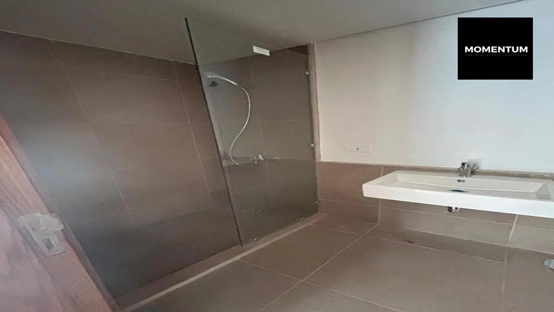 Luxury Apartment 200 sqm with Terrace and Security Guard