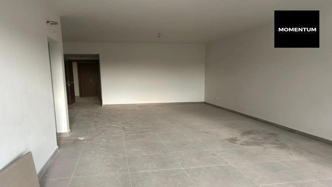 Luxury Apartment 200 sqm with Terrace and Security Guard