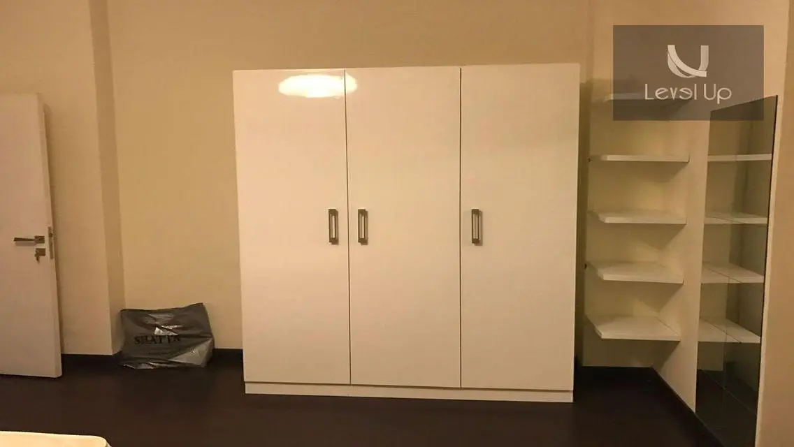 90-Square Meter Apartment in The Village for 35000