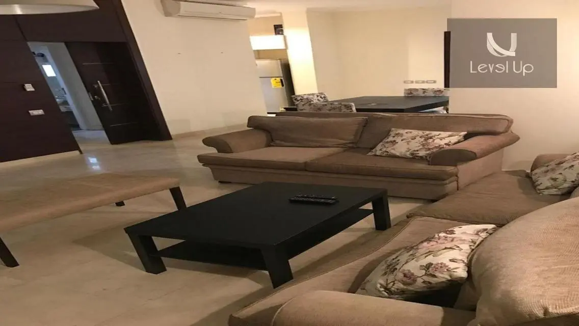 90-Square Meter Apartment in The Village for 35000