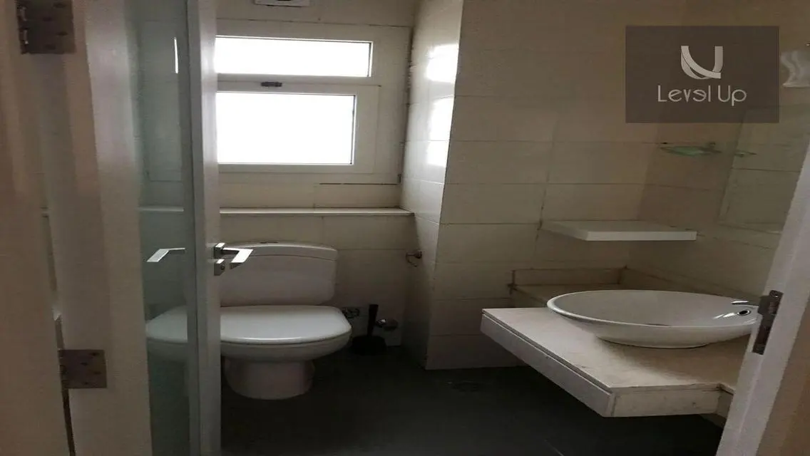 90-Square Meter Apartment in The Village for 35000