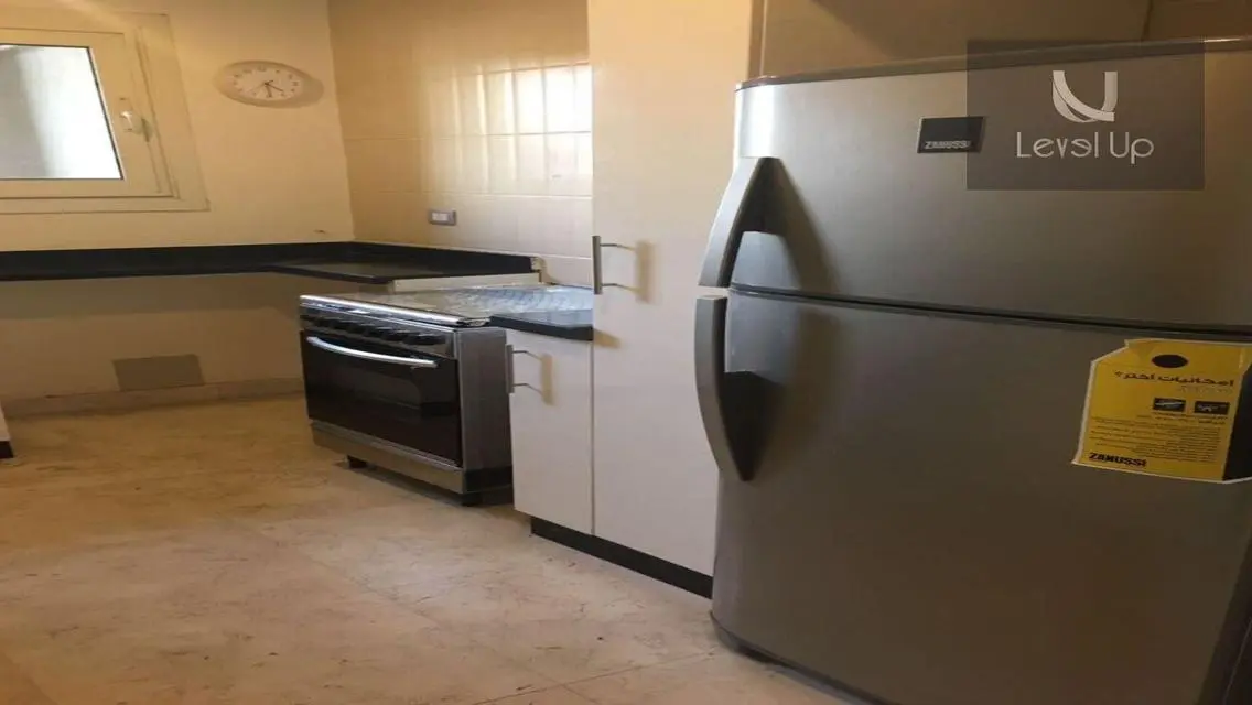 90-Square Meter Apartment in The Village for 35000
