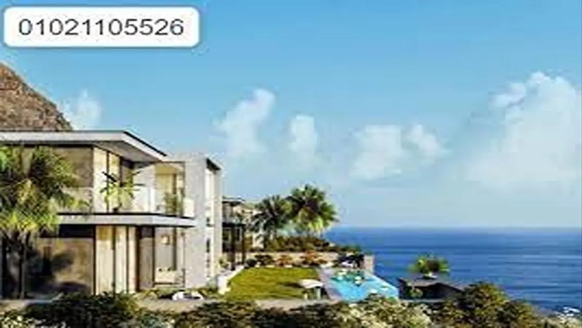 Luxury Villa with Stunning Lake View