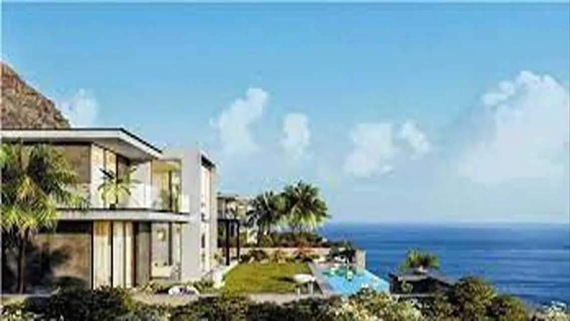 Luxury Villa with Stunning Lake View
