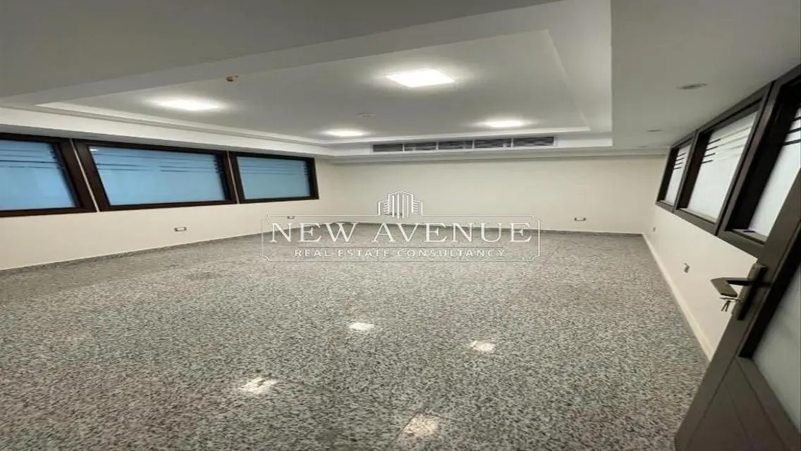 Great Investment Opportunity - 600 sqm Office in Prime Location