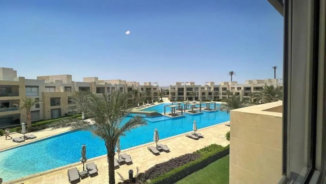 Luxury Villa for Sale - Stunning Views and Private Garden