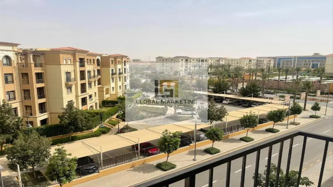 Luxury Apartment with Stunning Views and Amenities