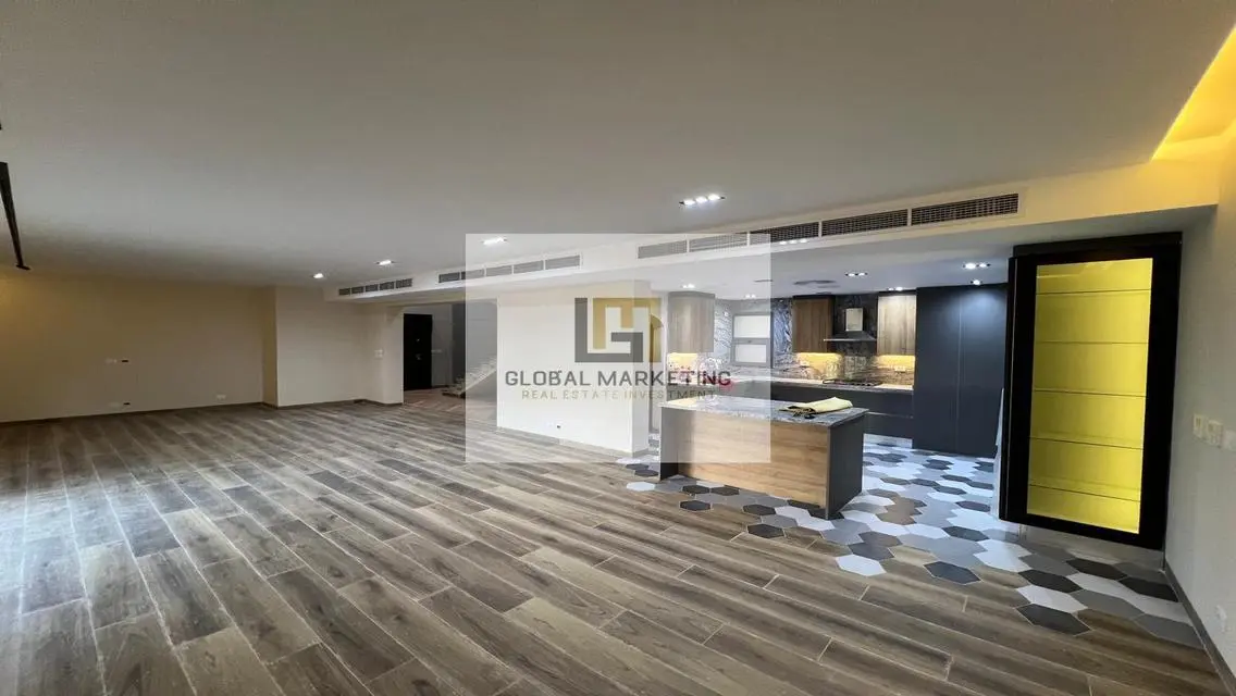 Luxurious Apartment in Modern Building with Premium Amenities