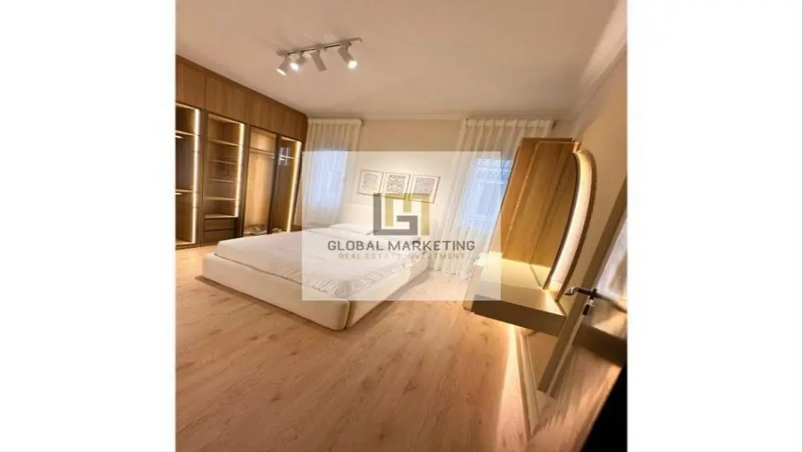 Luxury Apartment 330 sqm with Private Swimming Pool