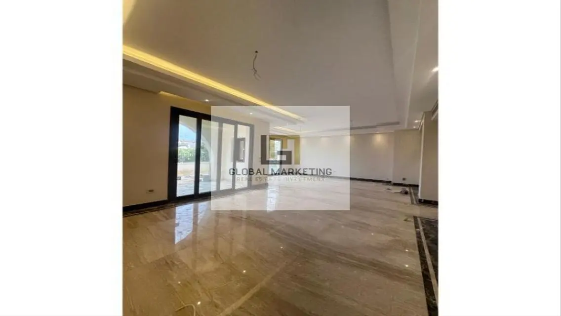 Luxury Property with 3 Bedrooms, Private Garden and Amazing Amenities