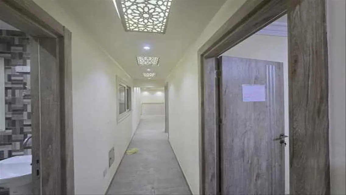 شقة فاخرة للإيجار بمساحة متميزة