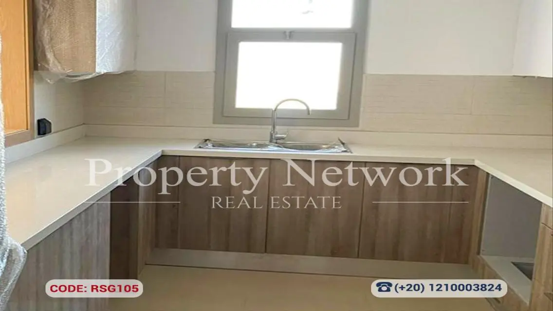 Luxury Property with Balcony and Premium Amenities for Sale