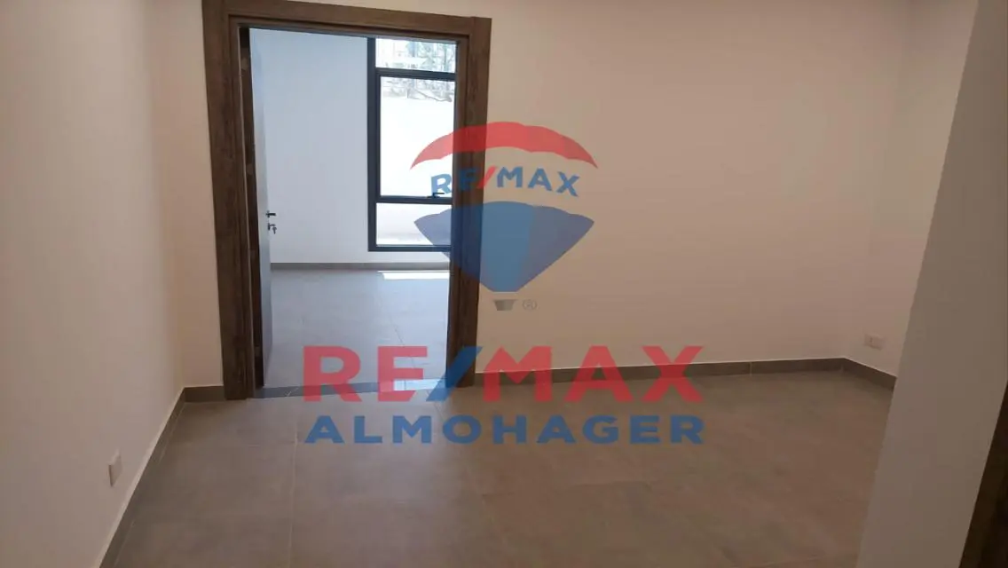Modern Office for Rent with Spacious Area