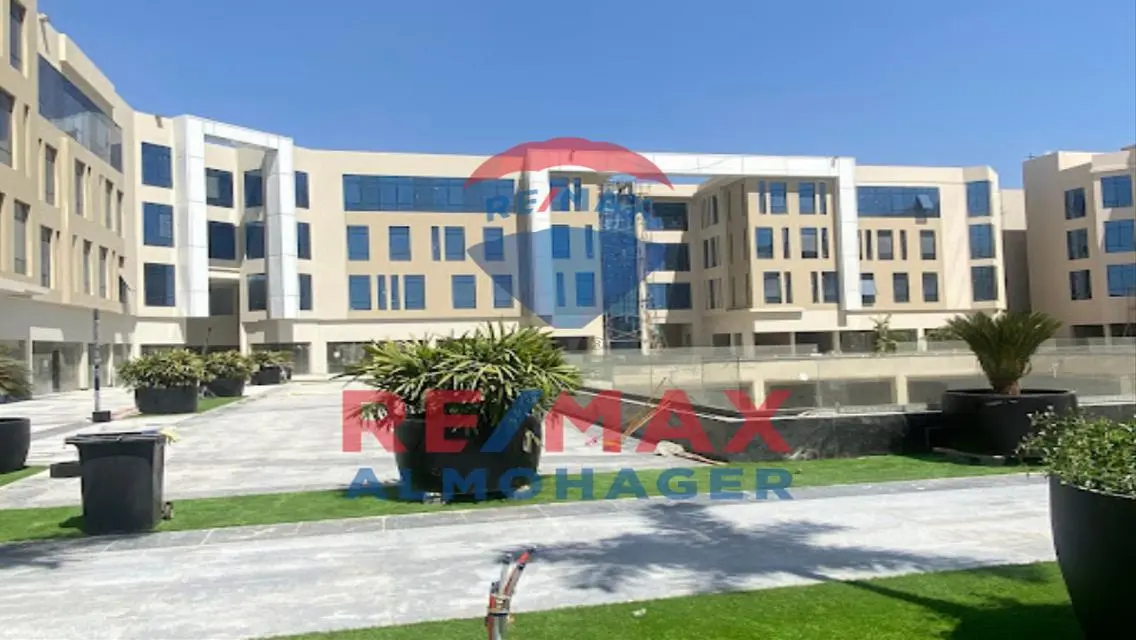 Modern Office for Rent with Spacious Area