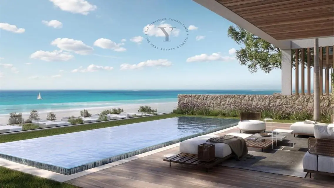 Luxury Villa with Private Garden and Pool
