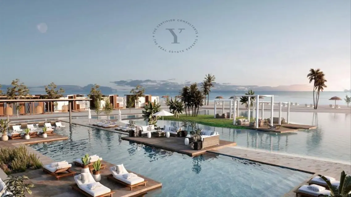 Luxury Villa with Private Garden and Pool