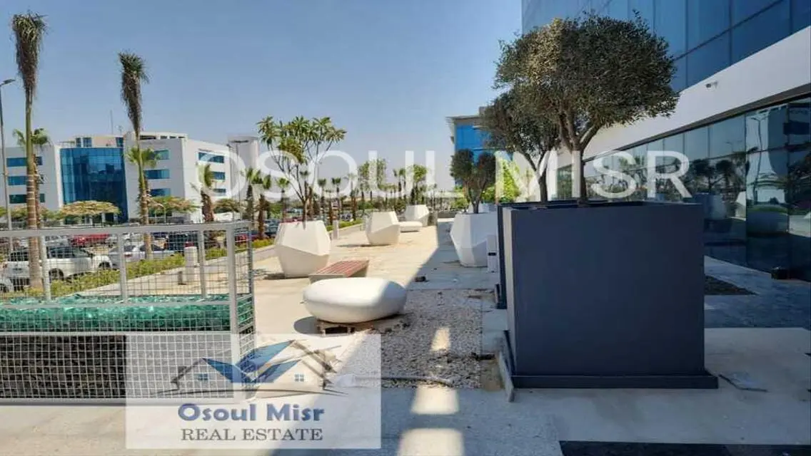 Luxury Apartment in North Way with Comfortable Space