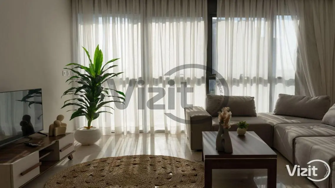 Exceptional Property for Sale with Ample Space